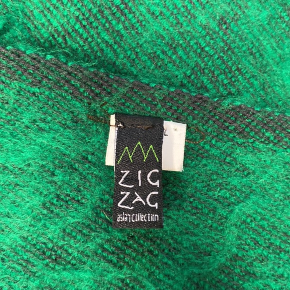 Wool Scarf Wrap Bed Cover Made in Nepal - Picture 9 of 14